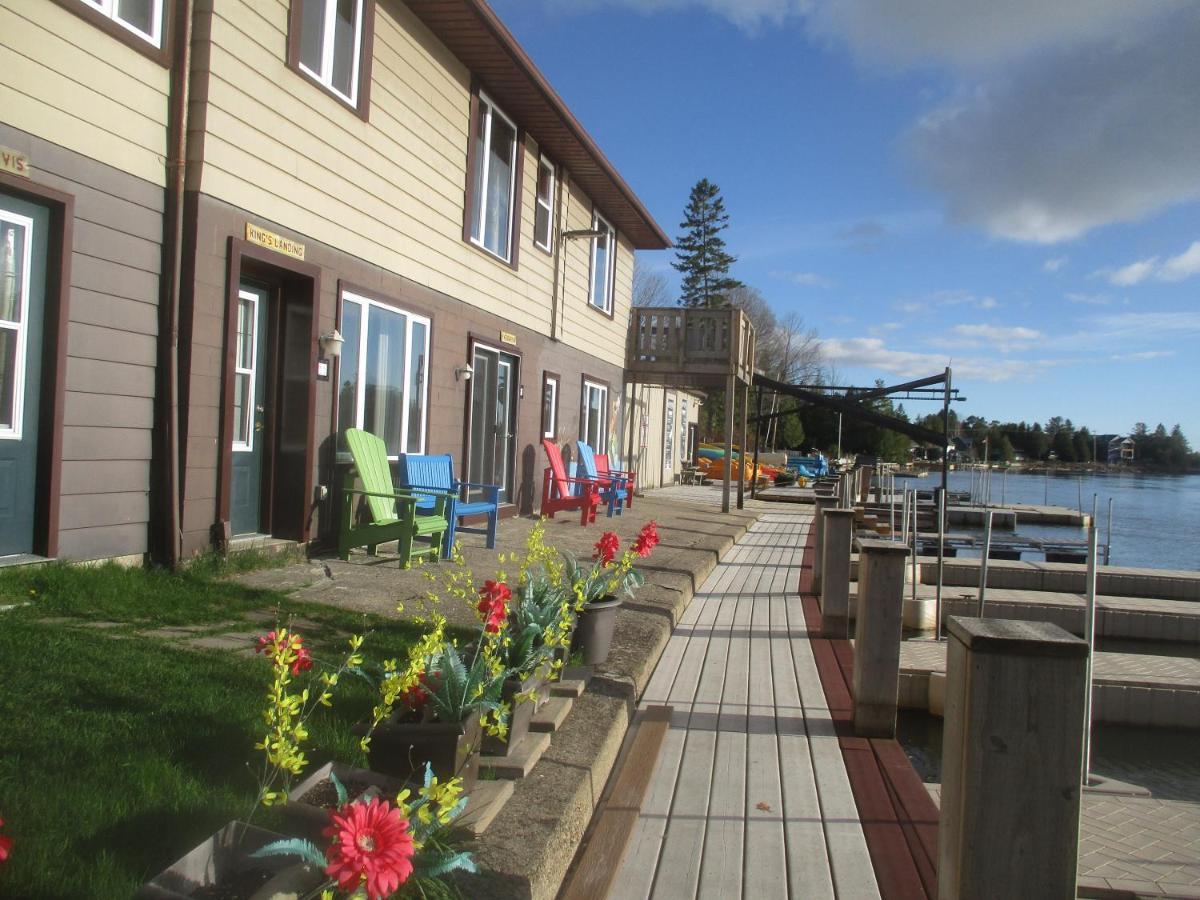 Sauble River Marina And Lodge Resort Sauble Beach Exterior photo