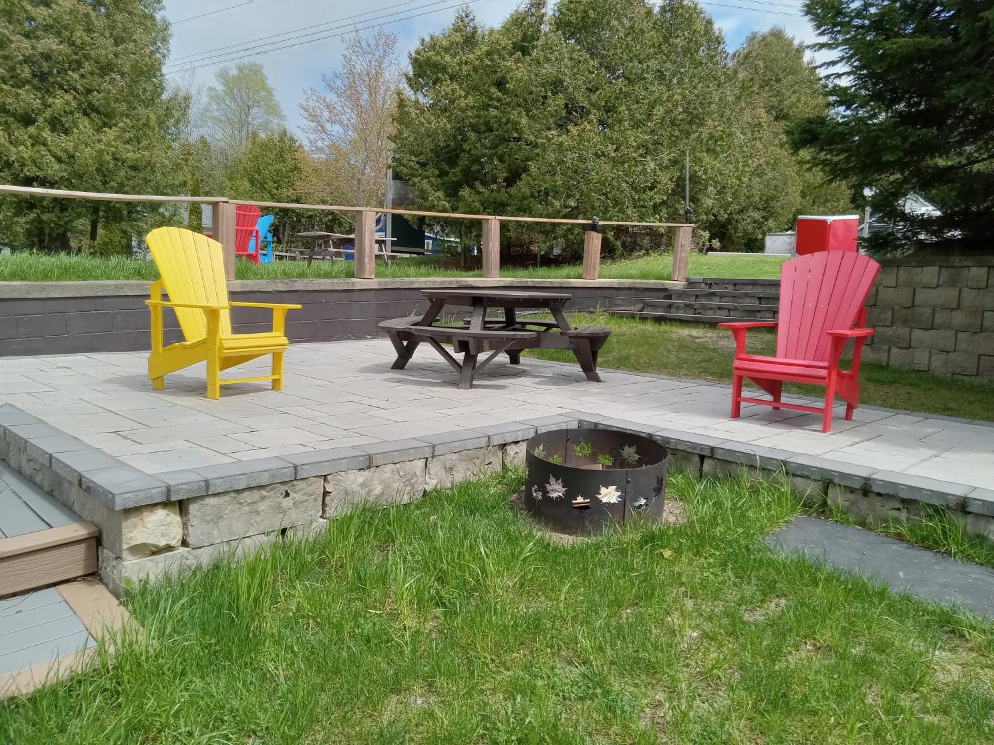 Sauble River Marina And Lodge Resort Sauble Beach Exterior photo