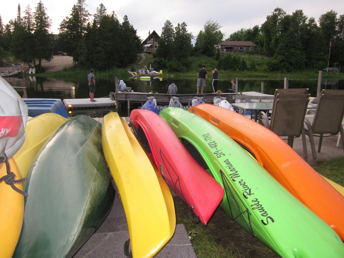 Sauble River Marina And Lodge Resort Sauble Beach Exterior photo