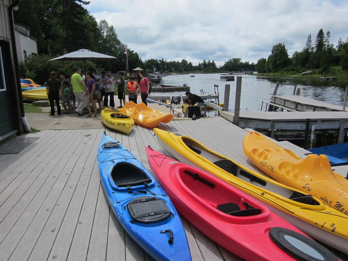 Sauble River Marina And Lodge Resort Sauble Beach Exterior photo