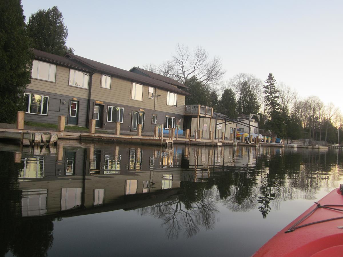 Sauble River Marina And Lodge Resort Sauble Beach Exterior photo